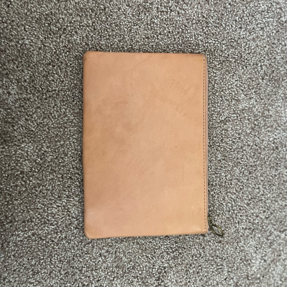 Madewell hand clutch